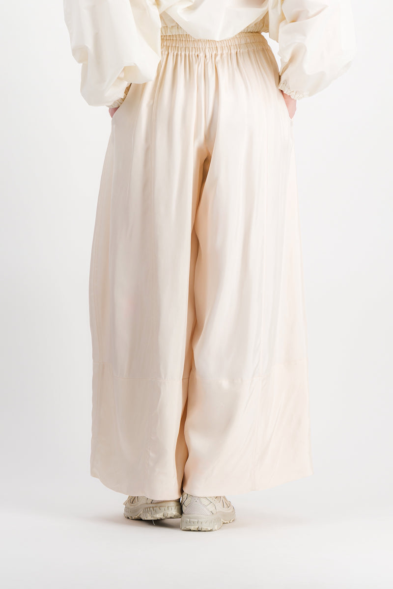 Jil Sander - Ivory extra wide leg pants in fluid washed viscose with drawstring wide belt